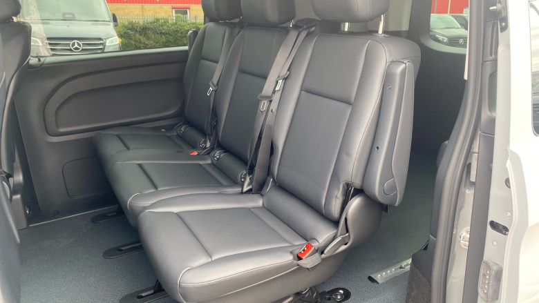 Mercedes-Benz Vito L2 Diesel Rwd 119CDI Select Crew Van 9G-Tronic